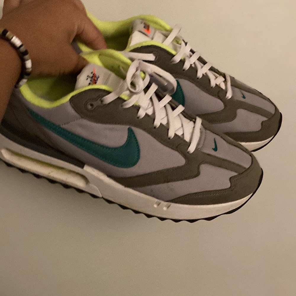 Air Max Dawn Green and Grey